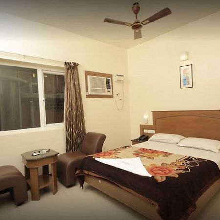 Krishna Inn 钦奈 外观 照片